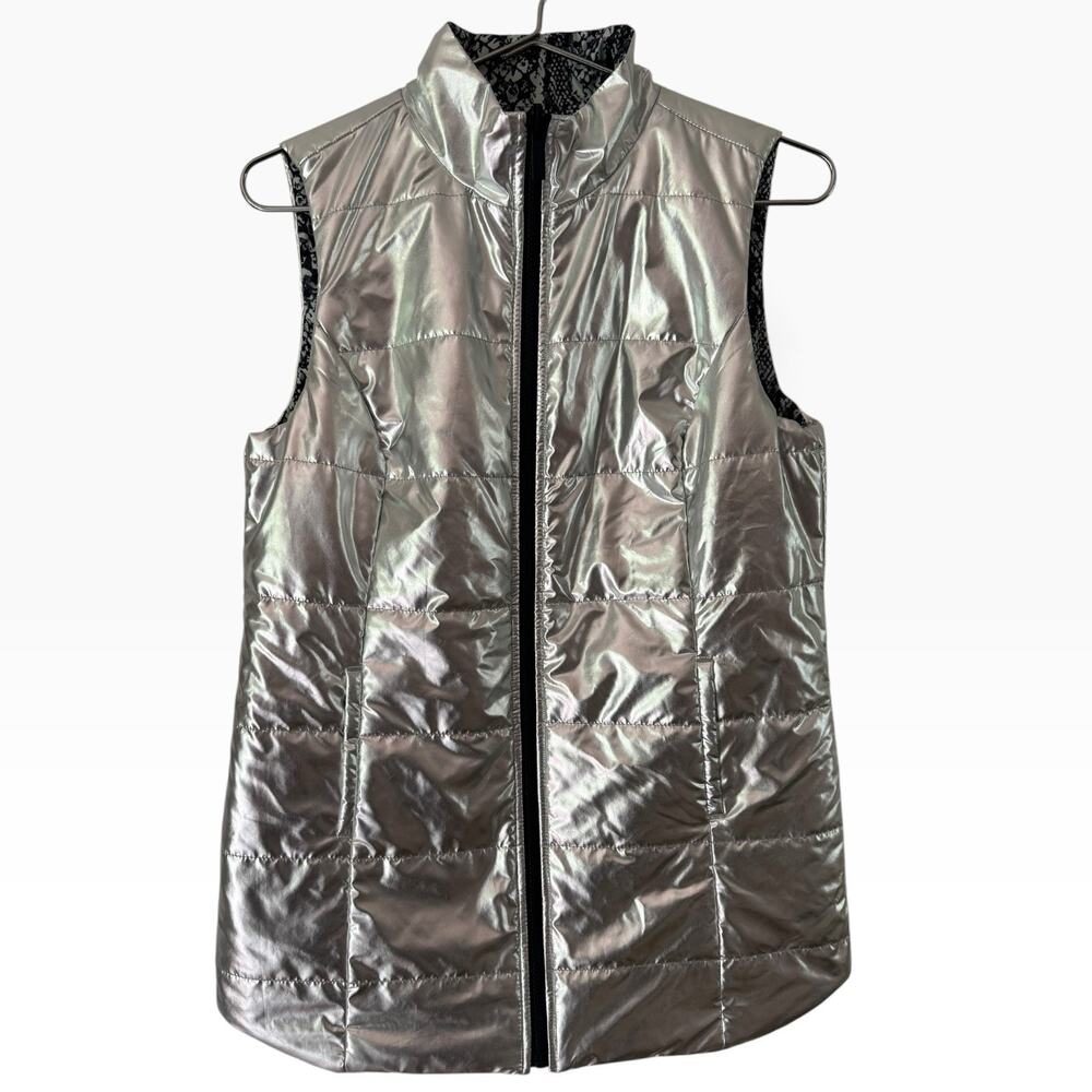 NWT Chicos Candescent Zenergy Metallic Reversible Full Zip Vest Womens Size 4/6